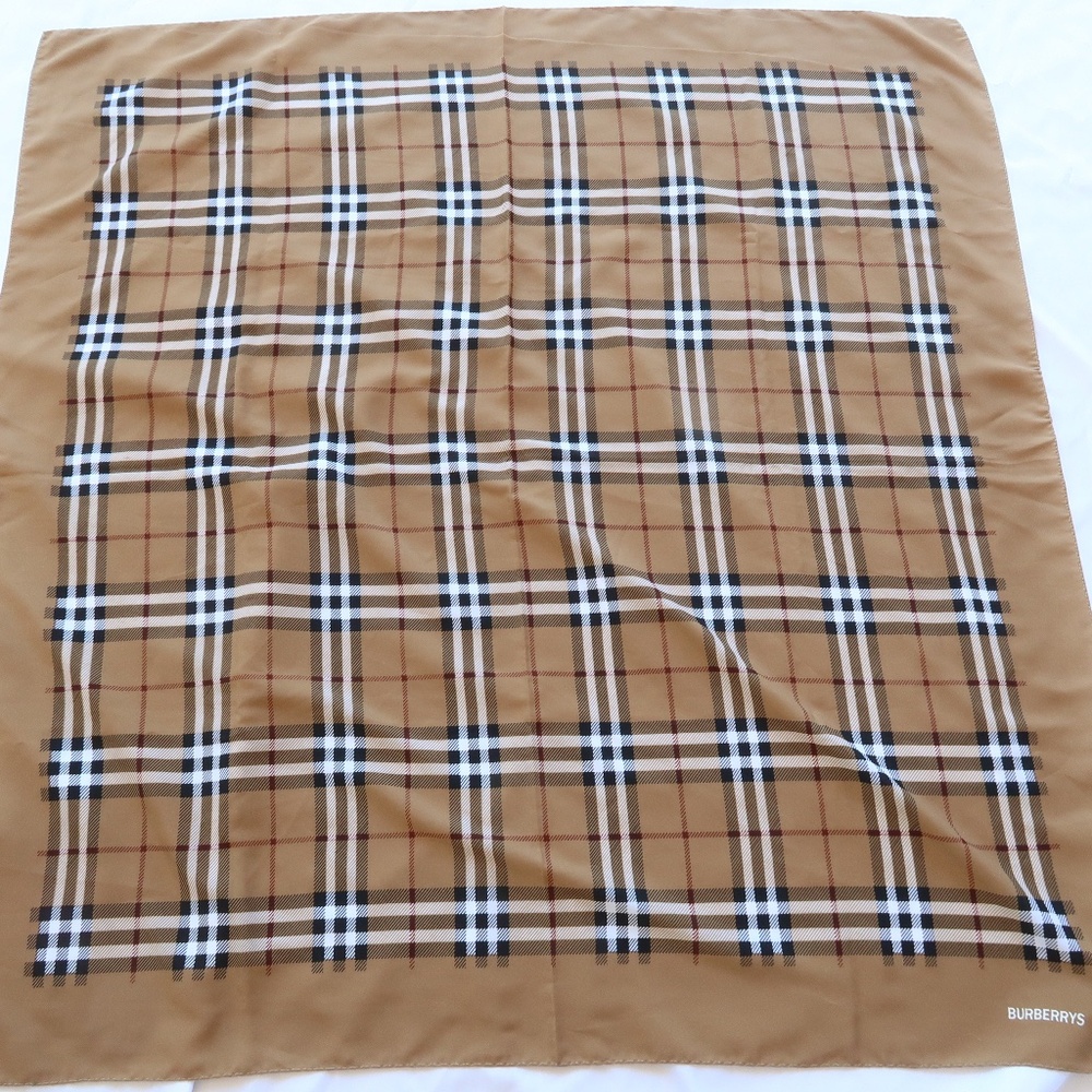 Burberry Pocket Square Bandana Neckerchief Burberrys Nova Plaid Check 33"